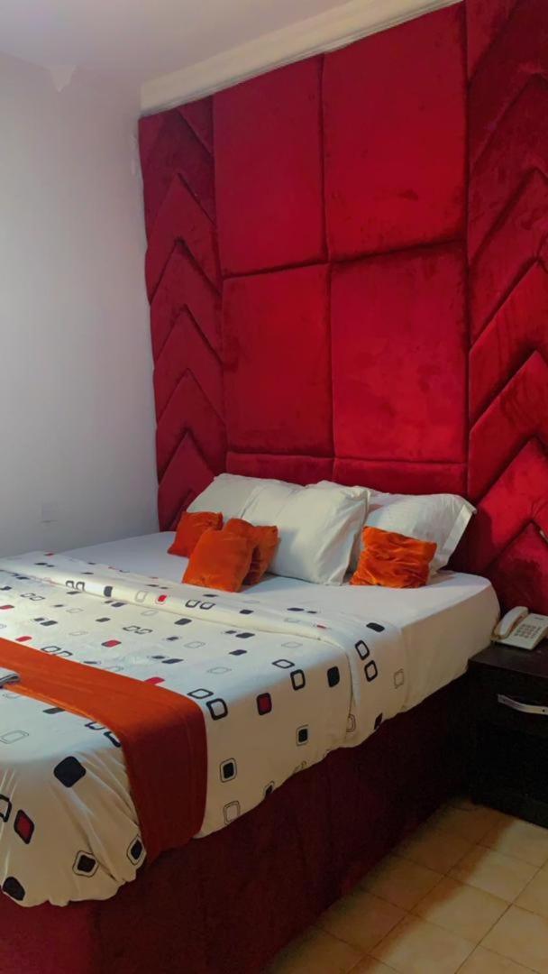 Blue Moon Hotels Victoria Island Lagos Exterior foto