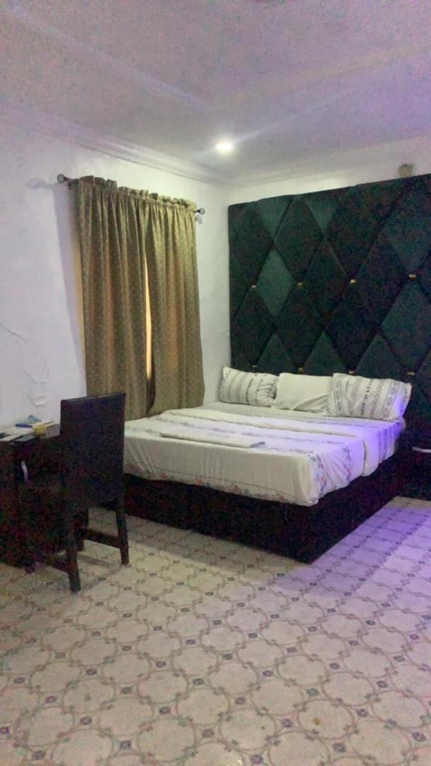 Blue Moon Hotels Victoria Island Lagos Exterior foto